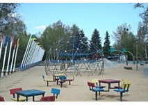 Spiellandschaft im Britzer Garten, © Antje Griehl Spielen im Britzer Garten in Berlin