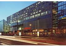 Filmhaus am Potsdamer Platz, Berlin 2001, © Foto: Hans Scherhaufer, Quelle: Deutsche Kinemathek Ausstellung Film und Fernsehen im Filmmuseum Berlin