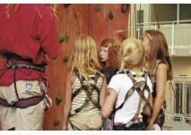 Kletterhalle Magic Mountain Berlin, © Magic Mountain Kletterhallen GmbH Klettercamp in der Kletterhalle Magic Mountain Berlin