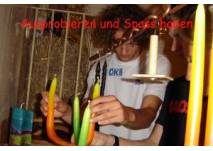 Kerzenstall in Holzdorf: Kerzen selber ziehen (c) Kerzenstall Kerzenstall in Holzdorf: Kerzen selber ziehen (c) Kerzenstall