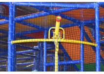 Ballkanone auf dem Indoor Spielplatz