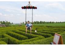 Den richtigen Weg finden (c) Irrgarten Kleinwelka Den richtigen Weg finden (c) Irrgarten Kleinwelka