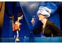 Frau Holle (c) Theater der Jungen Welt Frau Holle (c) Theater der Jungen Welt