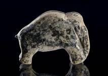 Mammut in "LegendäreMeisterWerke" in Stuttgart (c) Archäologisches Landesmuseum Baden-Württemberg, Foto Manuela Schreiner