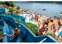 Blick von der Riesenrutsche im AQUAFUN in Schluchsee