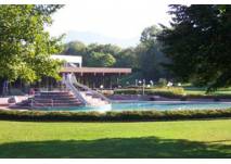 Freibad Schwarzwaldbad Bühl (c) Bühler Sportstätten GmbH Liegewiese im Schwarzwaldbad Bühl