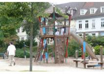 Spielplatz Trift (c) Stadt Celle Kletterturm am Spielplatz an den Triftanlagen in Celle