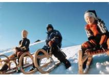 (c) Snow & Fun Park in Willingen Snow & Fun Park in Willingen