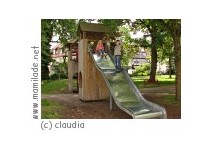 Spielplatz Beispiel Rutsche