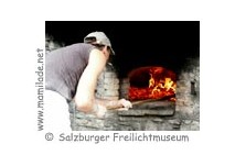 Handwerksvorführung im Salzburger Freilichtmuseum