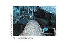Sophienhöhle; Burg Rabenstein "Sophie at night"