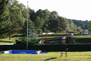 INFO: wird derzeit umgebaut! Bad-Camp - Freibad und Campingplatz Ettersburg  | Mamilade Ausflugsziele
