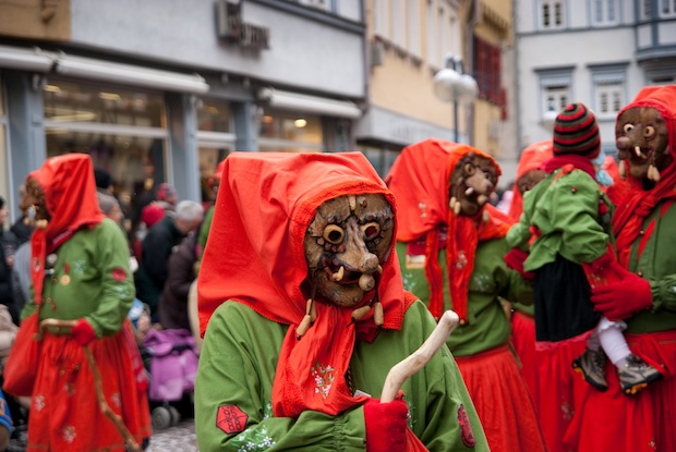 Faschingsmasken_620x415