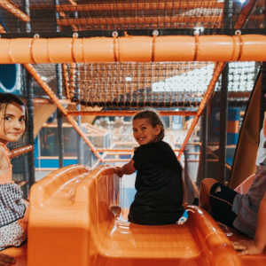 aktivi kinderland trampolinpark kall ausflugstipp mamilade