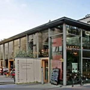 (c) Café Stanton in Köln