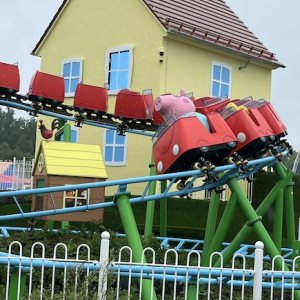 peppa pig freizeitpark guenzburg achterbahn mamilade ausflugstipps