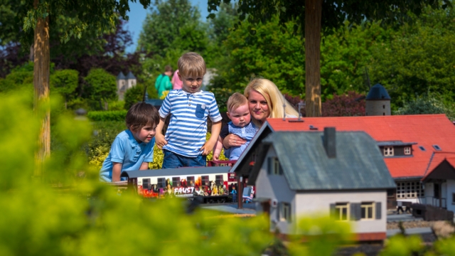 (c) Park und Garten GmbH Wernigerode Miniaturenpark Wernigerode