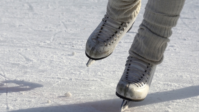 Symbolfoto Eislaufen auf dem Hattsteinweiher in Usingen